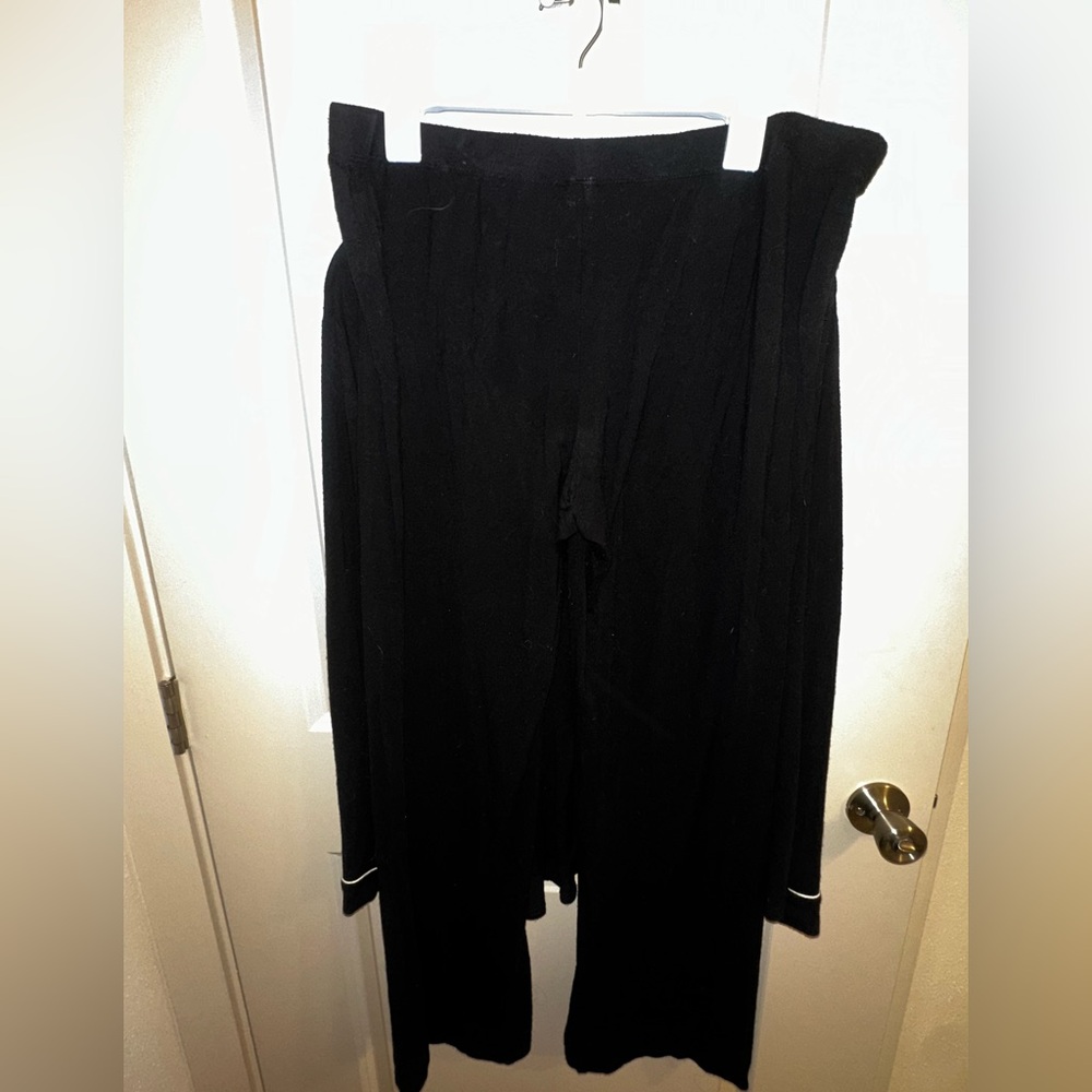 Nordstroms Rack Pajama Set - Picture 4 of 6